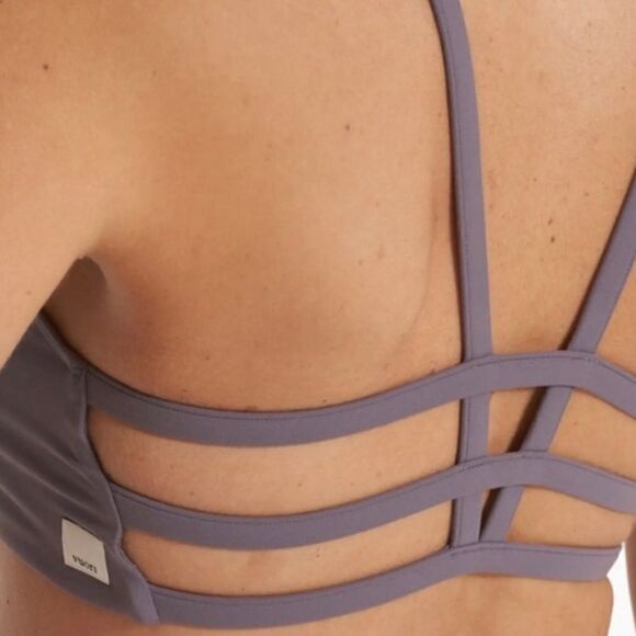 NWT Vuori Yosemite Women's Sports Bra Sawyer Extra Large - Picture 8 of 8